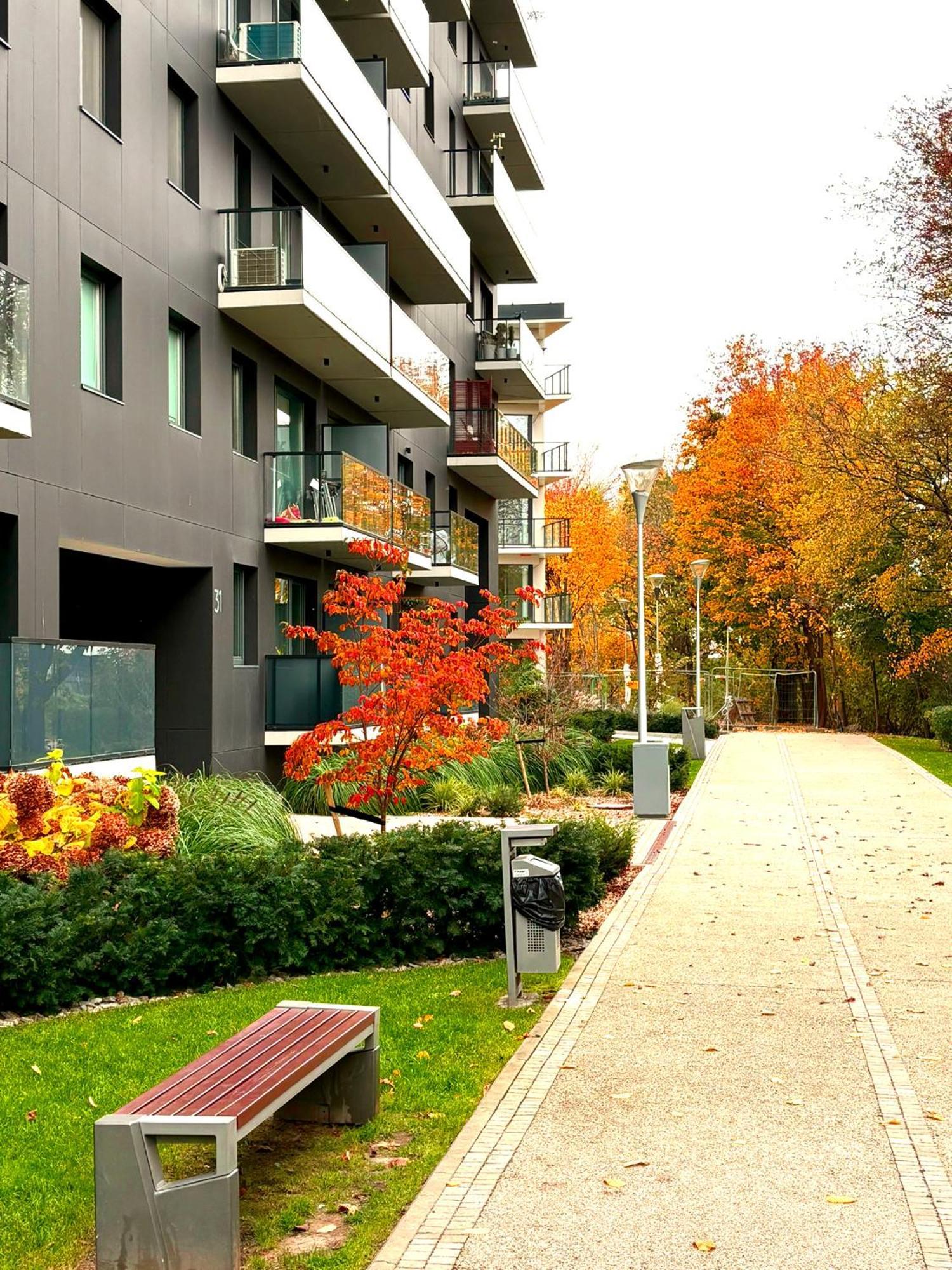 Prime Time Apartament - 24H Check -In - Parking W Cenie Wroclaw Luaran gambar